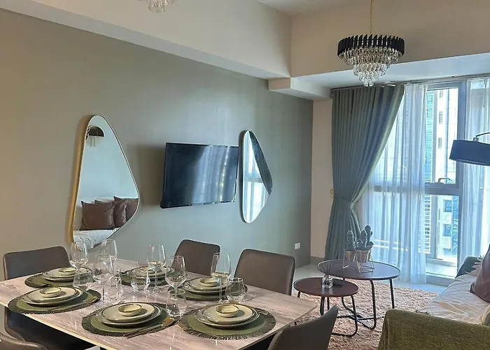 King Size 3-bedroom In Uptown Parksuites Bgc