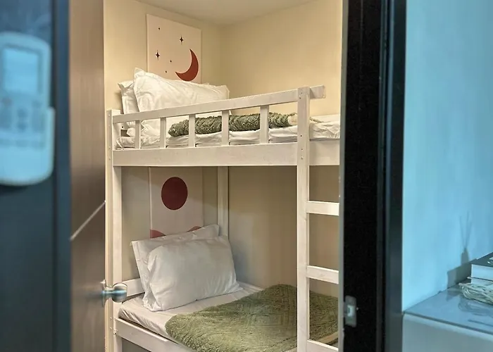 Apartment King Size 3-bedroom In Uptown Parksuites Bgc *