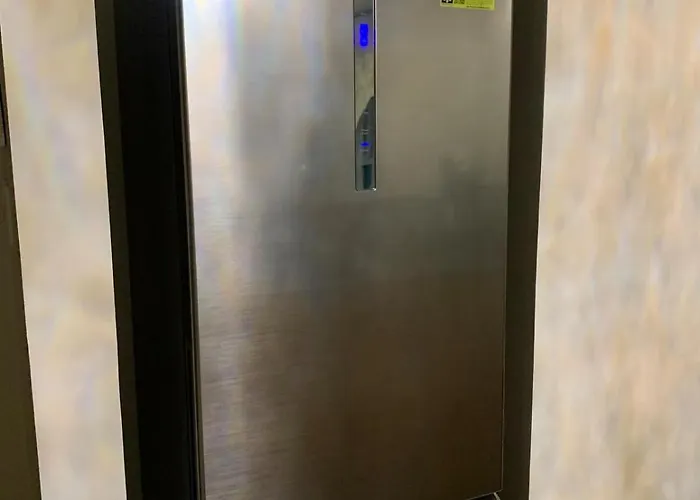 King Size 3-bedroom In Uptown Parksuites Bgc Apartment Manila