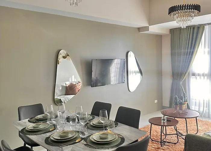 King Size 3-bedroom In Uptown Parksuites Bgc *